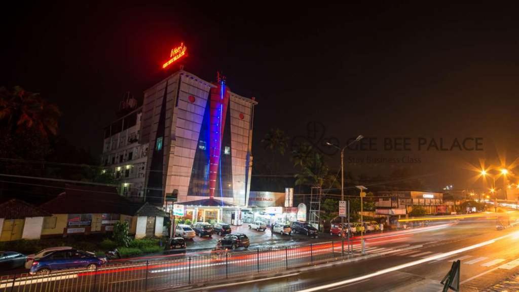 Gee Bee Palace Angamali Exterior photo