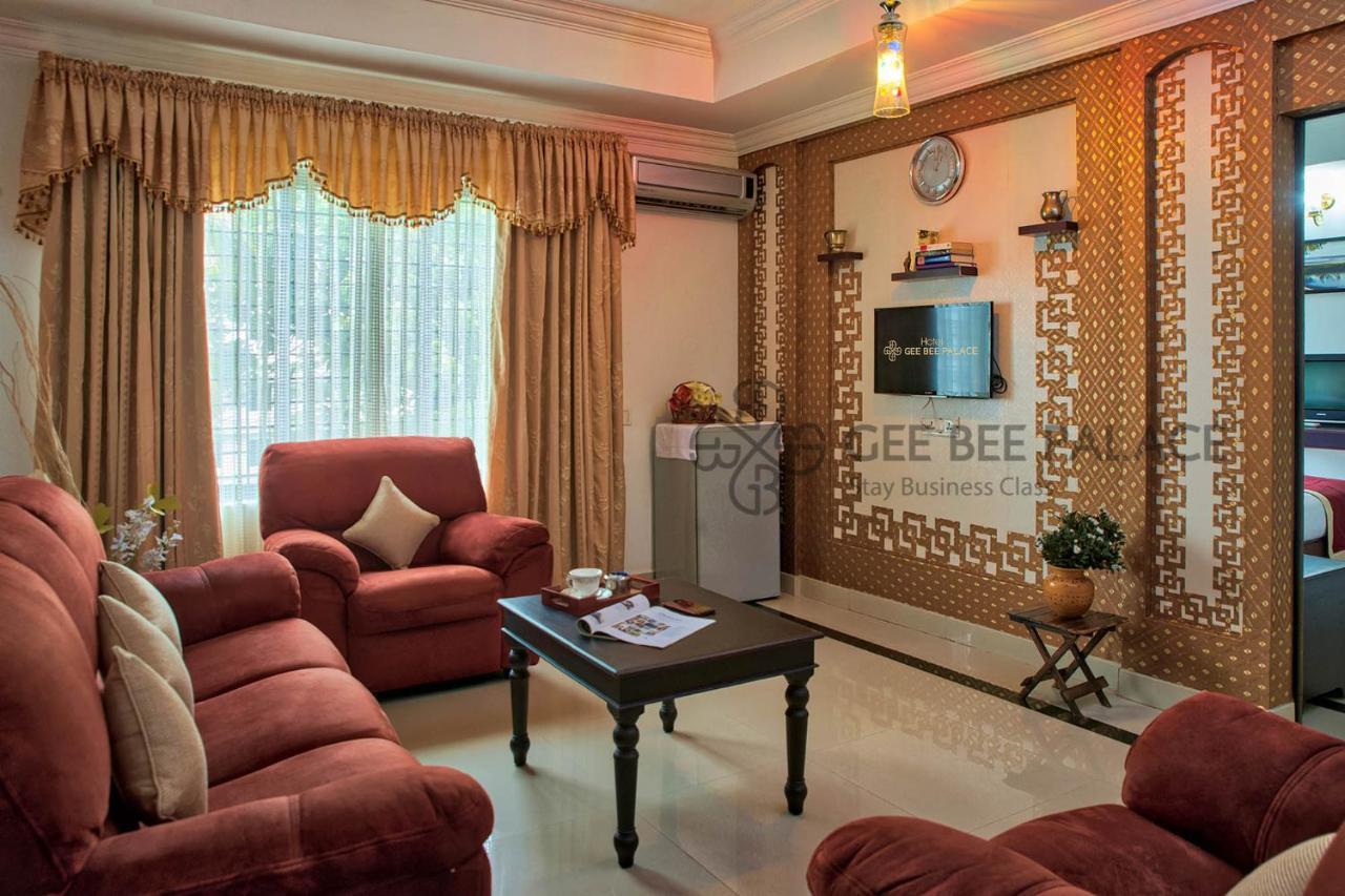 Gee Bee Palace Angamali Exterior photo