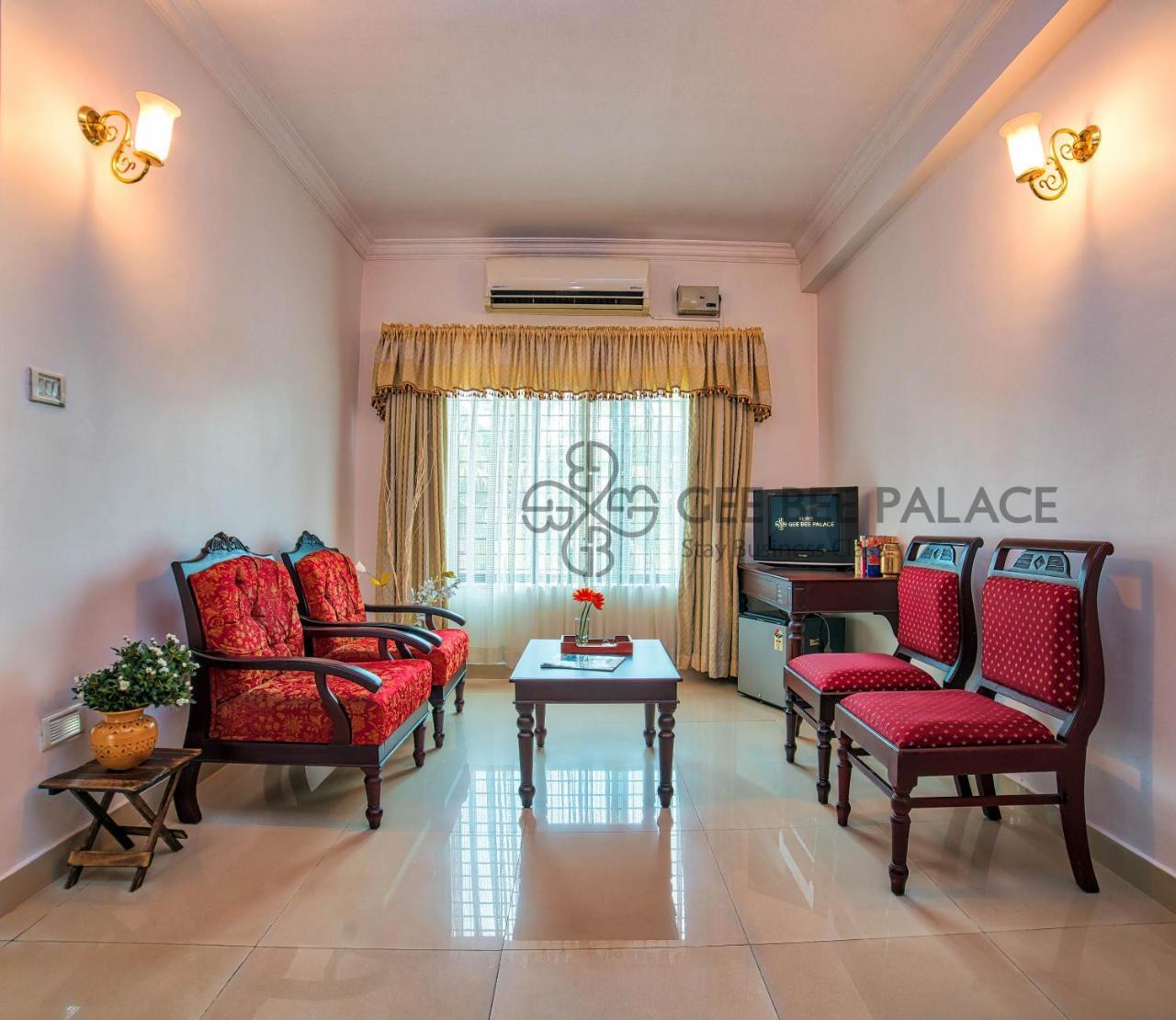 Gee Bee Palace Angamali Exterior photo